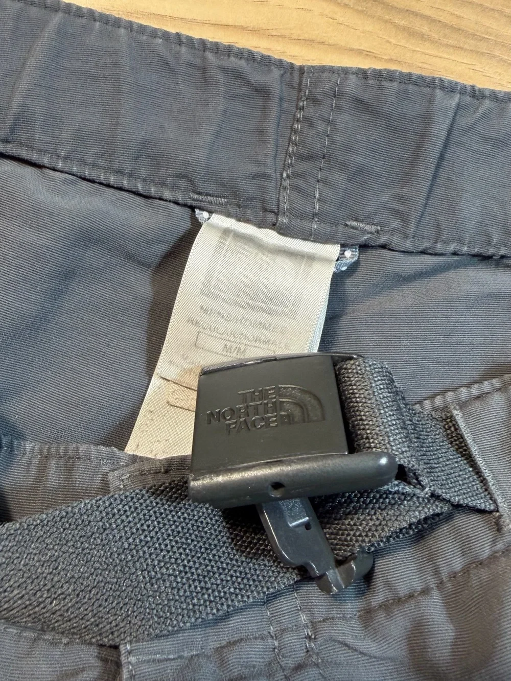 The North Face Men’s Gray Cargo Shorts Nylon Canvas Flat Front Belted Logo